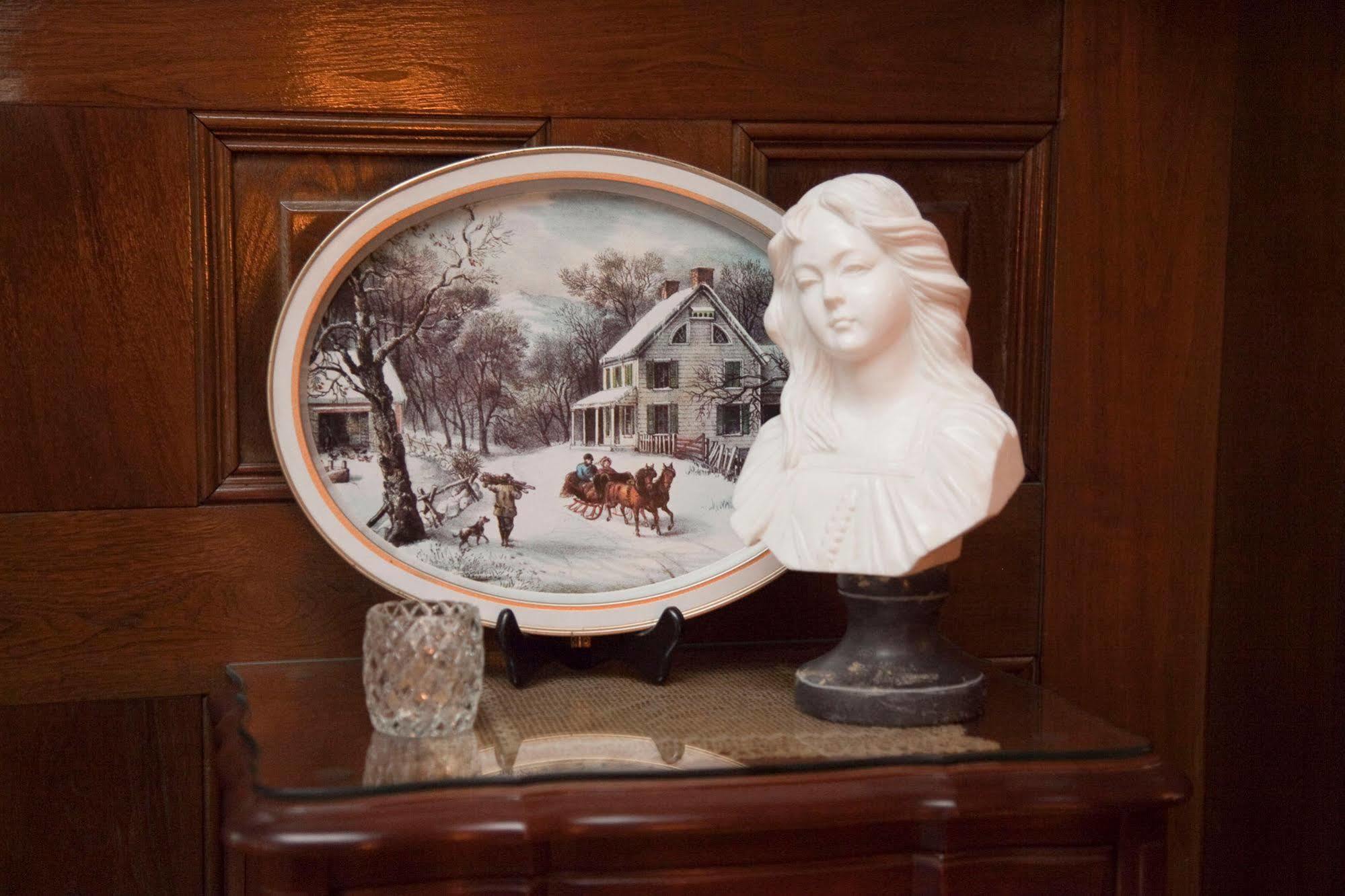 Beall Mansion An Elegant Bed & Breakfast Inn 앨톤 외부 사진
